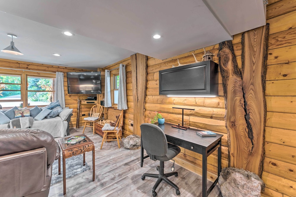 Cozy Wisconsin Studio, 11 Mi to Lake Geneva! view 3