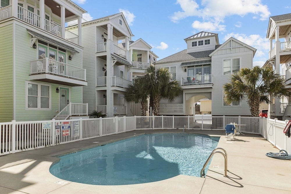 Exhibit E 2 Bedroom Townhouse