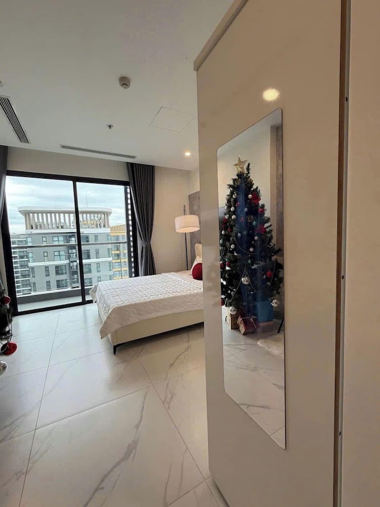 COZY- Vinhomes Grand Park Apartments