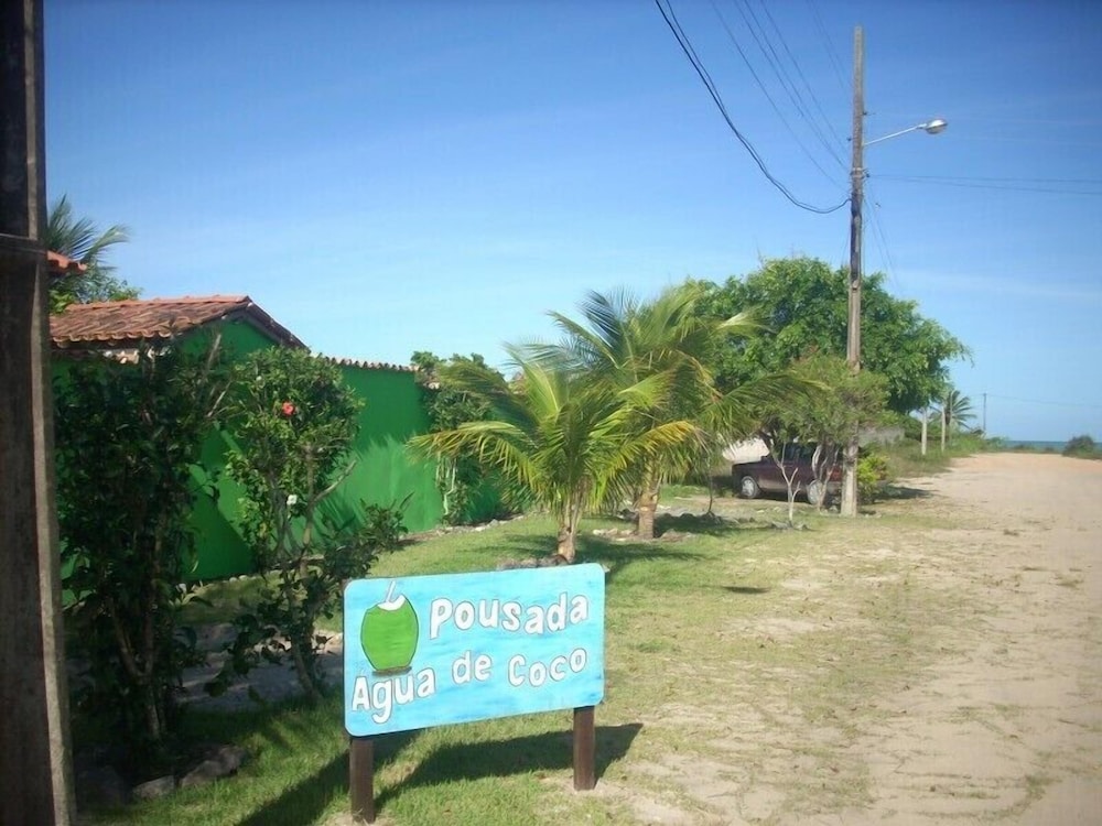 POUSADA ÁGUA DE COCO