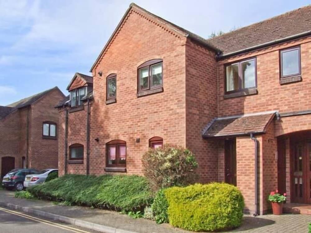 Stratford-upon-avon Vacations - 9 Bancroft Place - Property Image 1