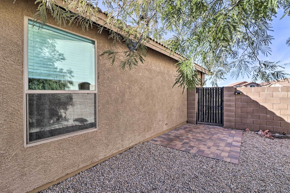Superstition Mtn Views & Fire Pit: Gold Canyon Gem view 3