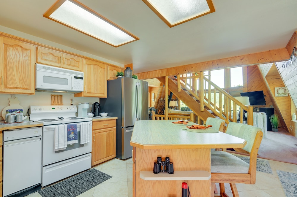 Rustic Duck Creek Village Cabin w/ Decks! view 4