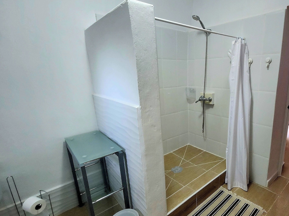 Casita-1 To 7guests-private/pool-patio-bbq-parking