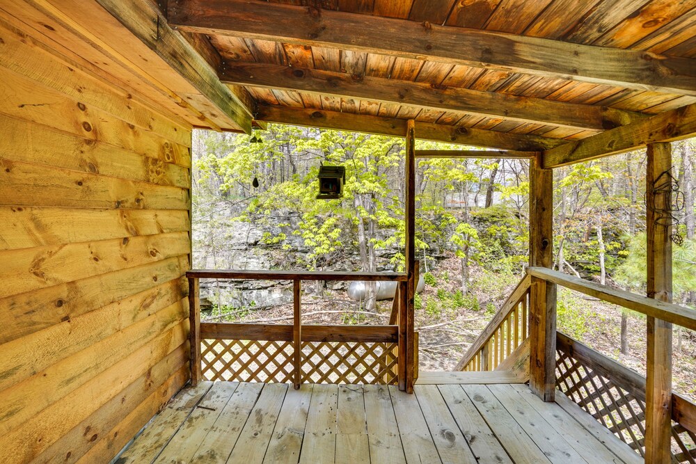 New York Vacation Rental w/ Large Deck! view 3