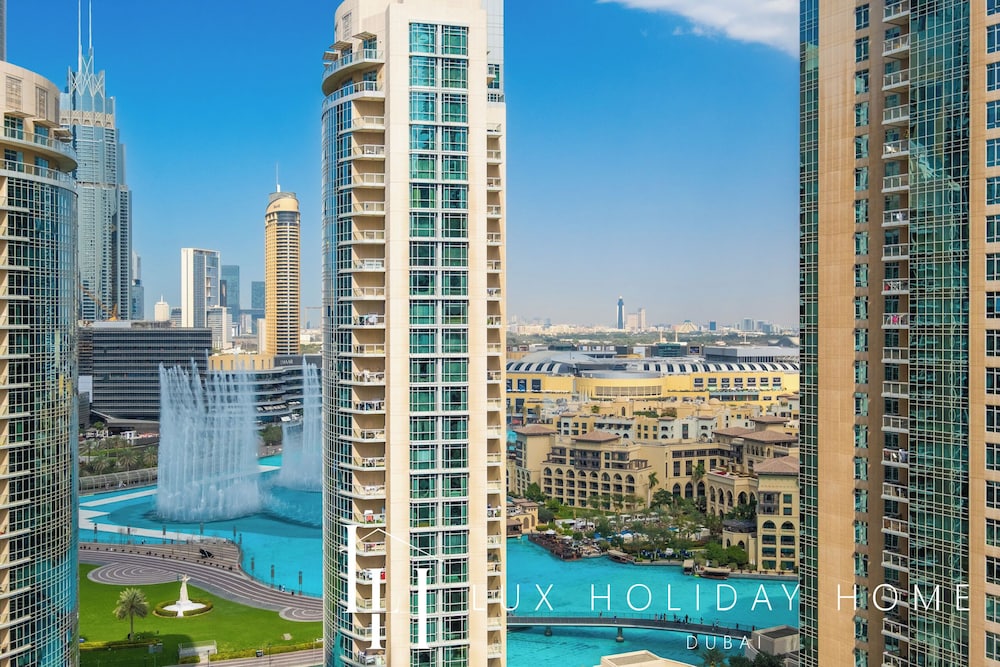 LUX Burj Khalifa Fountain View Suite 2