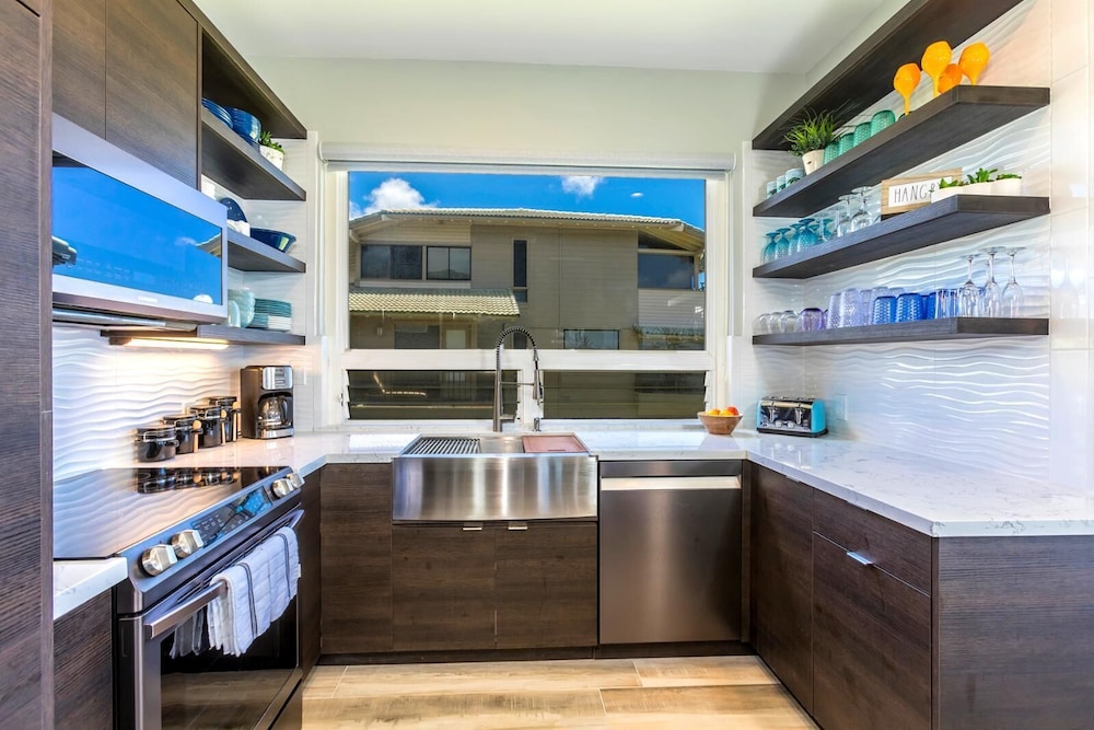 Kapalua Bay Villas 2 Free Rental Cars KBM Resorts Whale Watching 2 Units, 3 Bedrooms Ml-2023