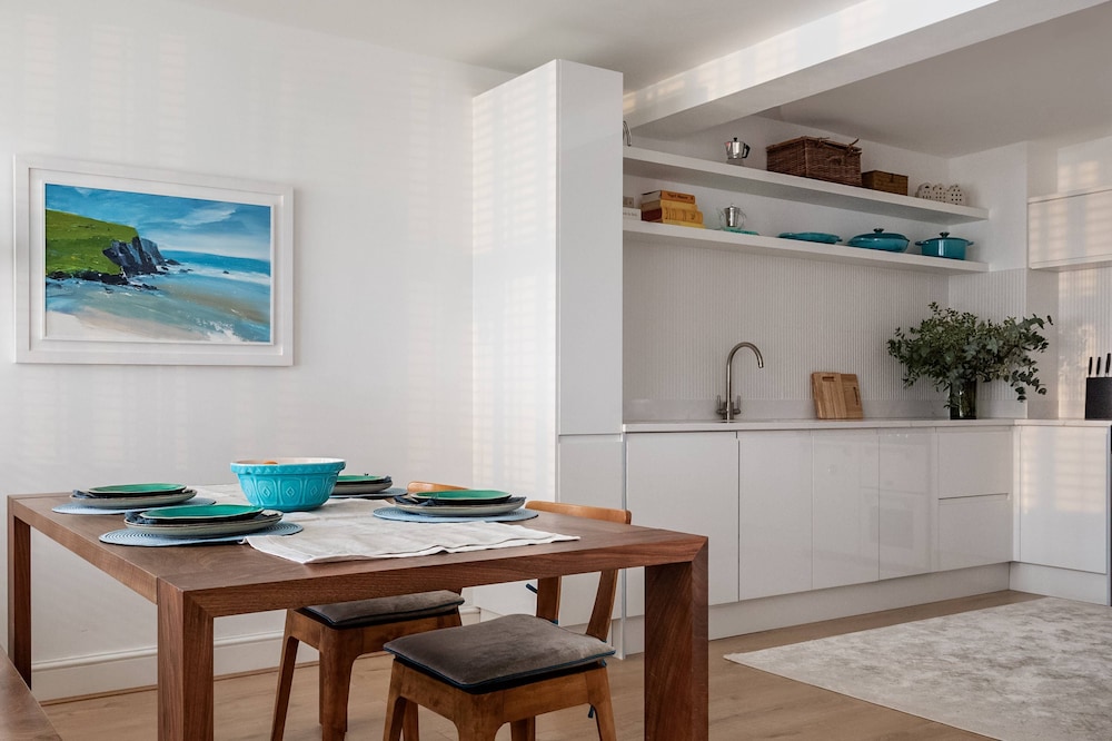 Canning Place Mews by Onefinestay