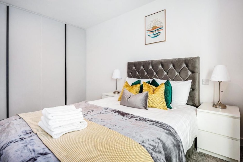 Cosy London Apartment Near River Thames