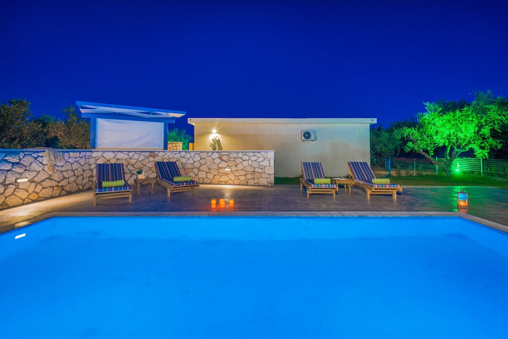 Natura Verde Villas