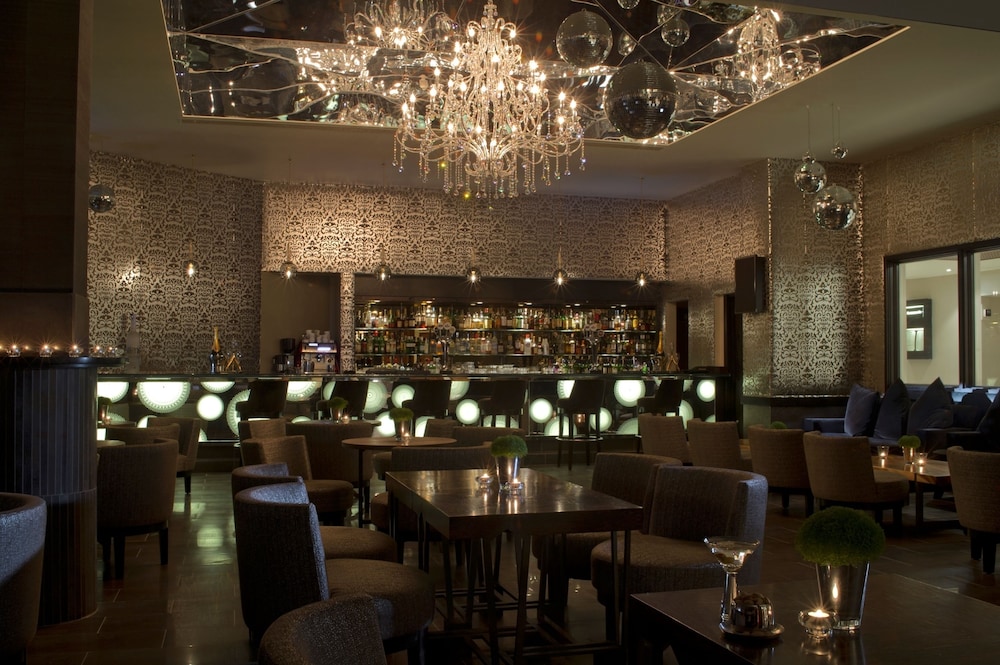 Hayes Vacations - Radisson Blu Hotel, London Heathrow - Property Image 9