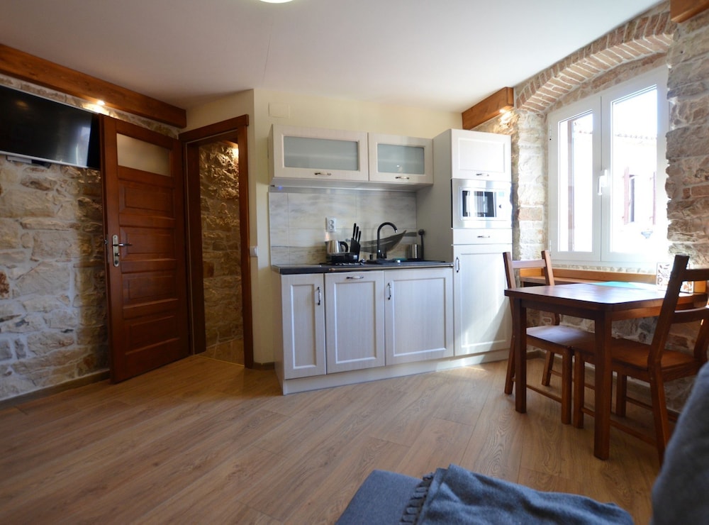Urban and Upscale Homes Rovinj Old Town