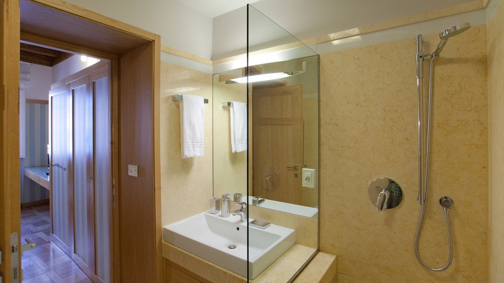Rental in Rome Pantheon Suite
