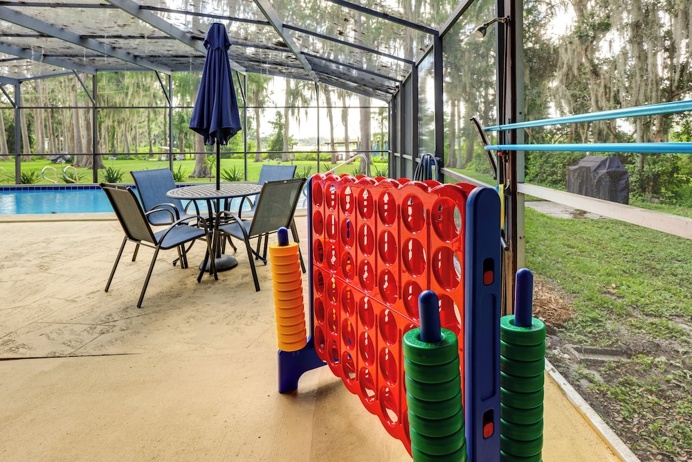 Lakefront Home w/ Hot Tub & Dock in Orlando!