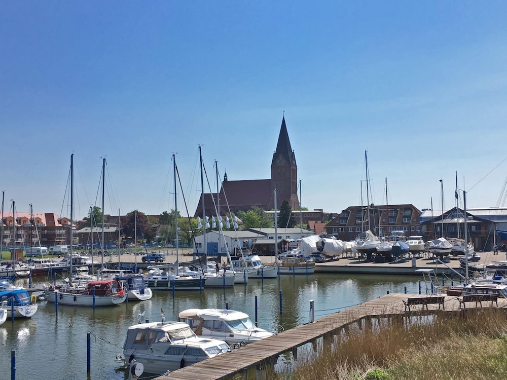 Hausboot in Barth am Barther Bodden