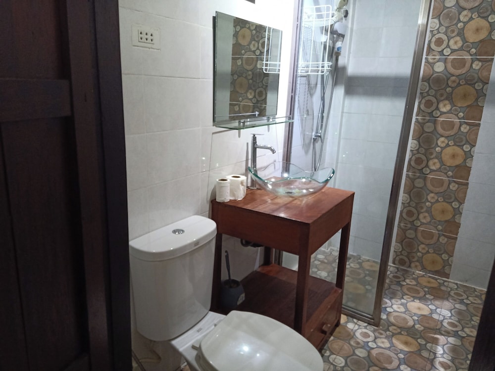 The Forest Hill Cafe & Homestay