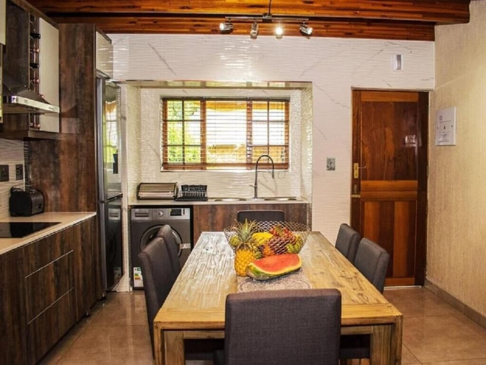 Inyamatane 227B Kruger Park Lodge view 2