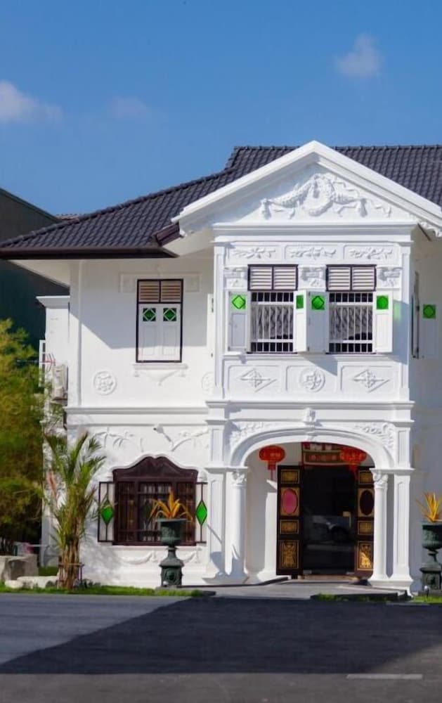 Sound Gallery House - Hostel