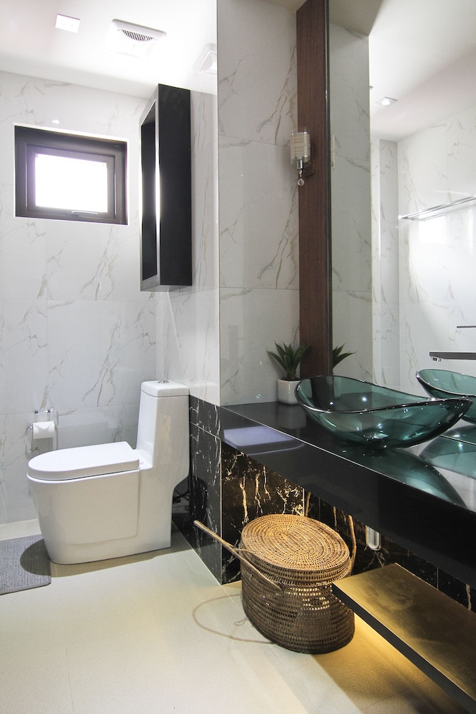 Boracay Suites