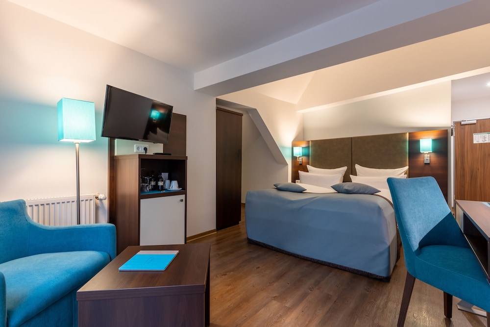 Frankfurt Vacations - Trip Inn Messe Westend - Property Image 42