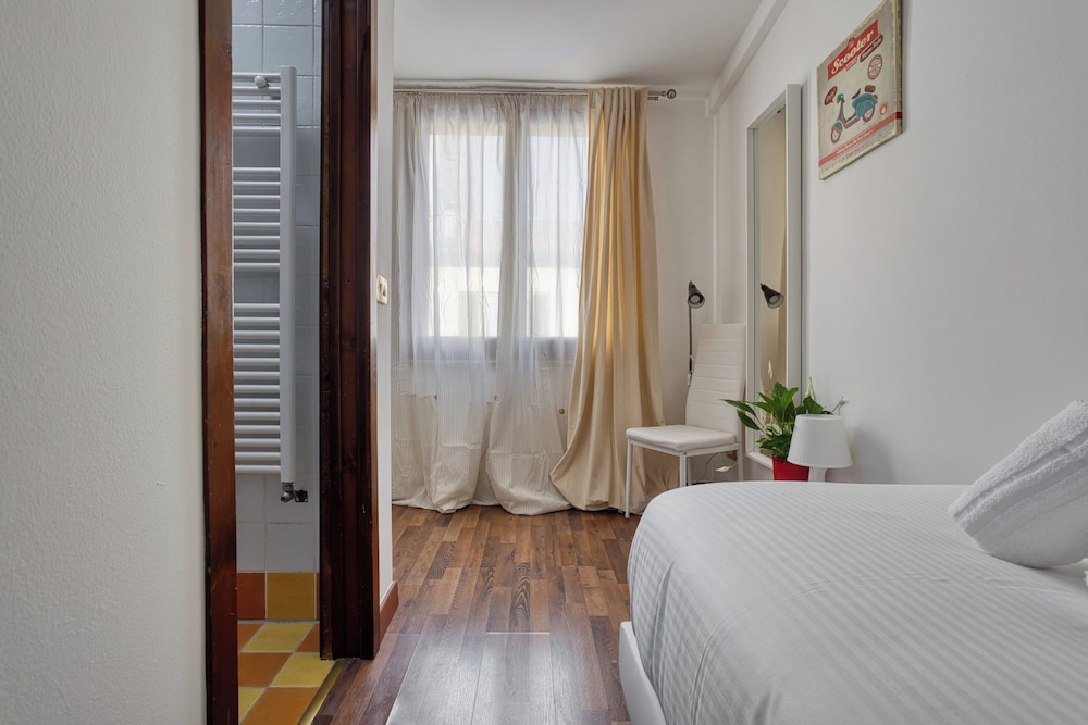 Inviting flat near the city centre