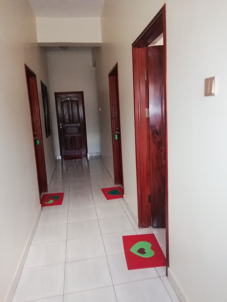 Martyrs Motel Ltd view 2