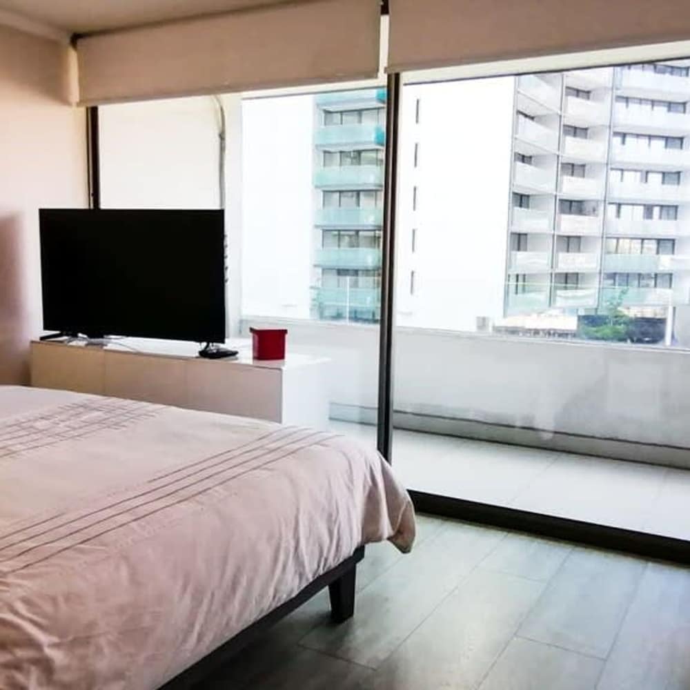 Kennedy Modern 2 Bed Apt in Las Condes