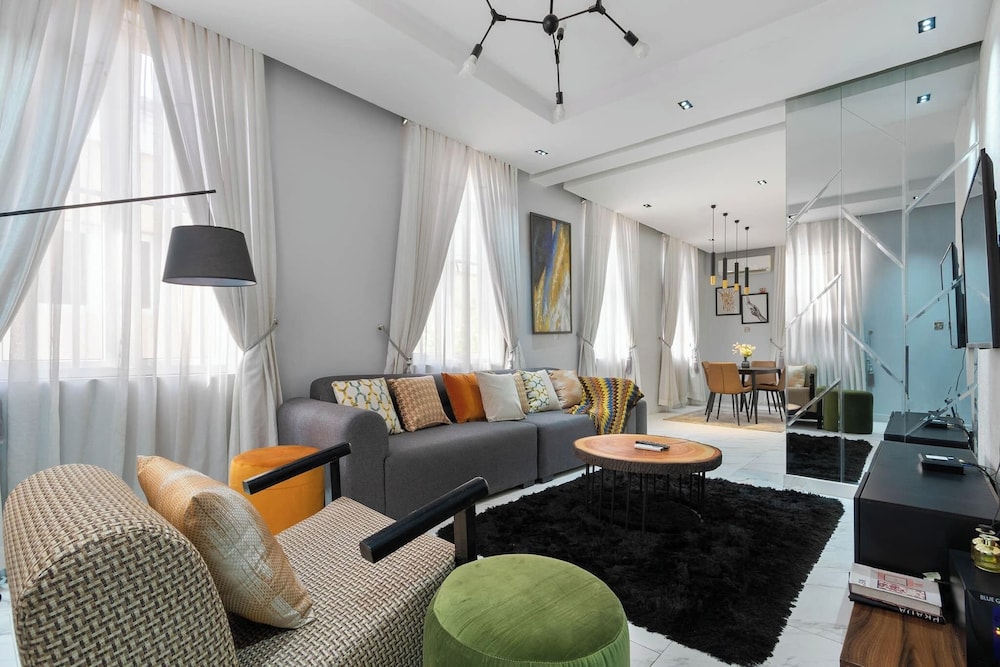 Bizzare Luxury Apartment