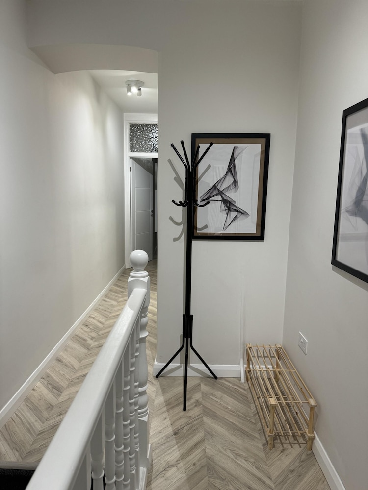 Stunning Flat Near Stratford Shopping Centre