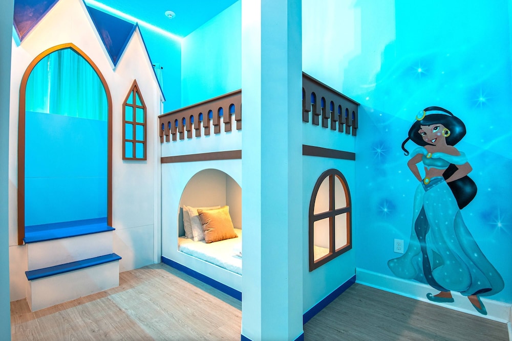 Themed Kids' Rooms, Pool & Game Loft Near Disney