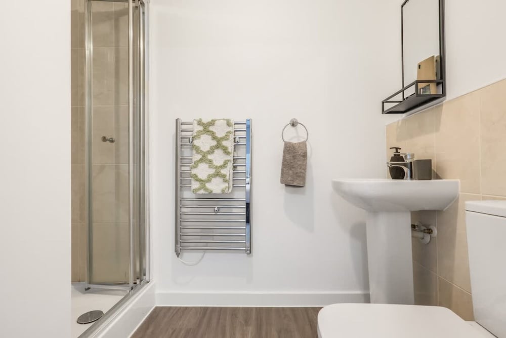 Harmony 5 Mins to City Centre Balcony Fast Wifi