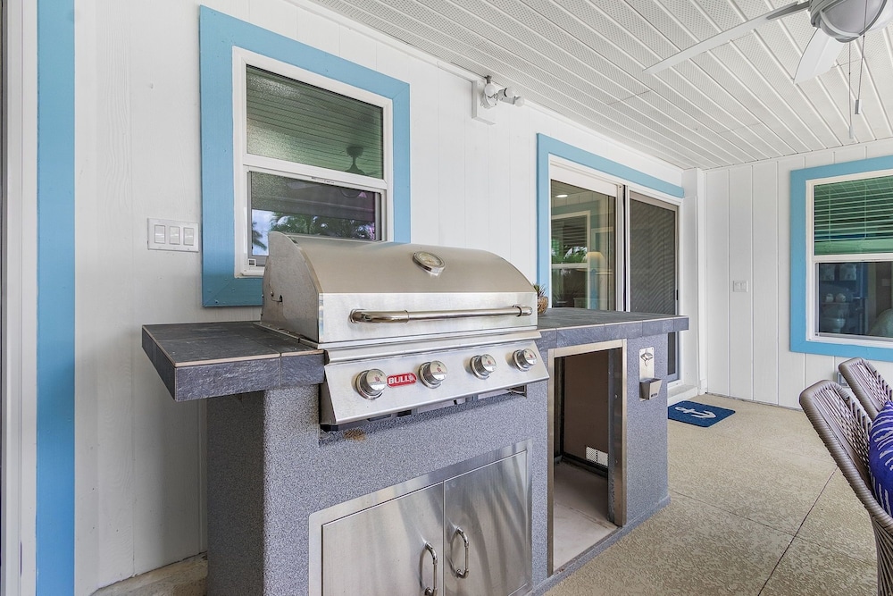 7 Dockside Dream: 3br/3ba Pool Home W/ Water Views! 3 Bedroom Home