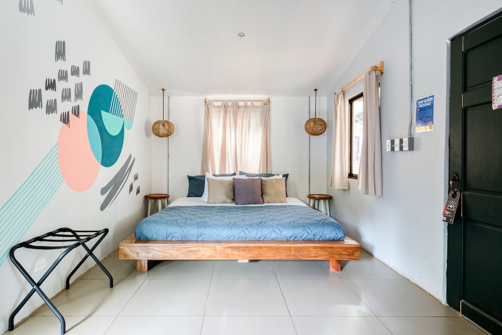 Slumber Party Tamarindo