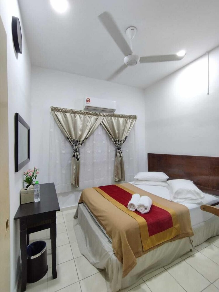 HOMESTAY AINIS GUEST HOUSE photo 4