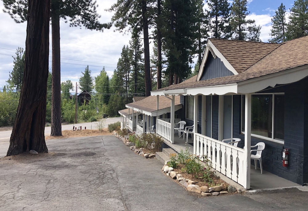 Tahoe Vistana Inn - Property Image 85