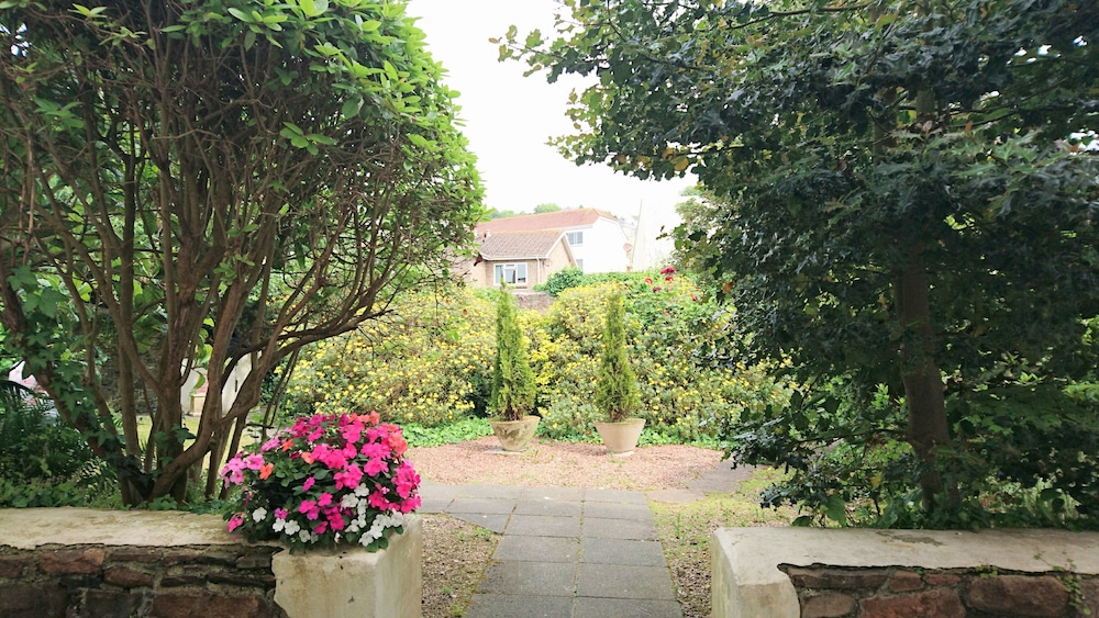 Sarum Hotel