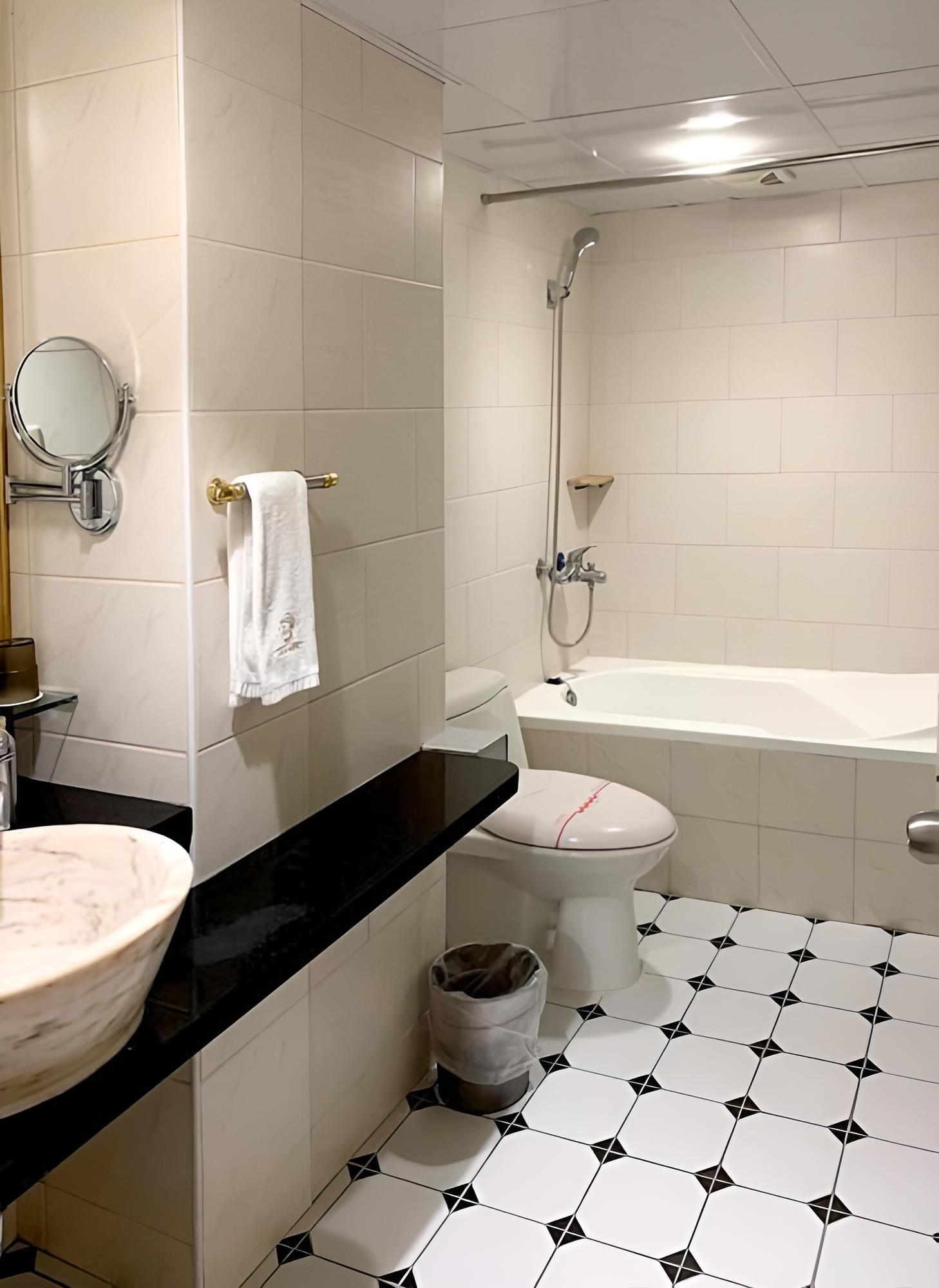 Ola Hotel