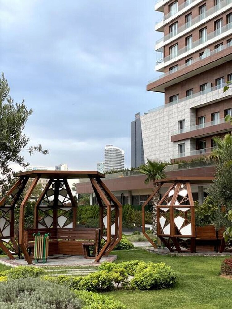 Elegant1 1apartment With Terrace - Core Living