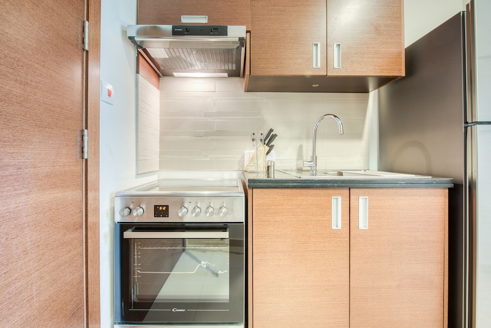 Capital Living On Reem: The Arc Towers