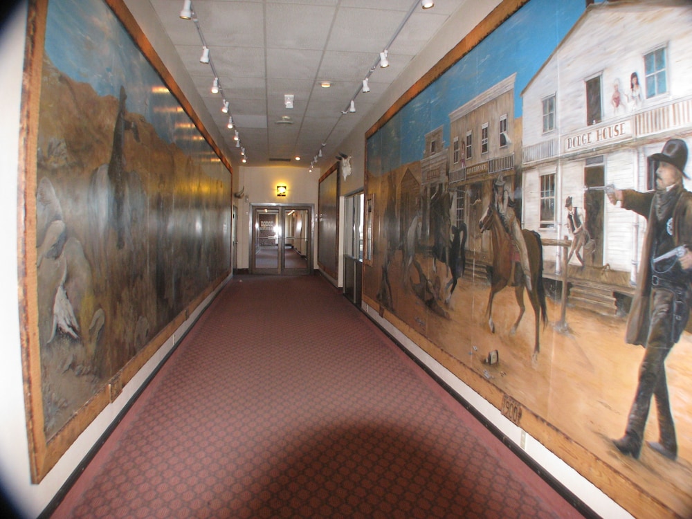 Dodge City Vacations - Dodge House Hotel  Convention Center - Property Image 13