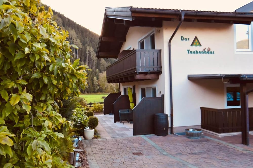 Garden Apartment Near Wildkogel Ski-lift