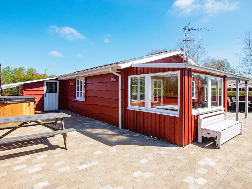 8 Person Holiday Home in Hemmet