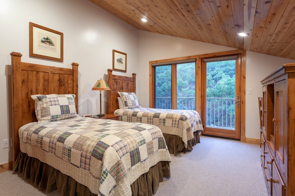 Trail's End Lodge at Deer Valley Resort - Four Bedroom Residence with Space #504 4 Condo