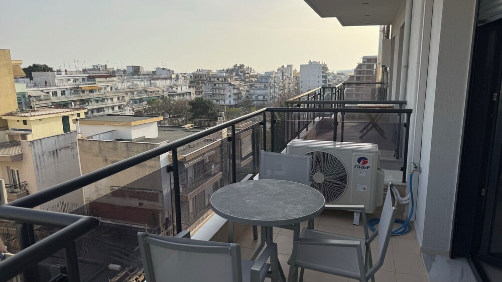Icon Apartments