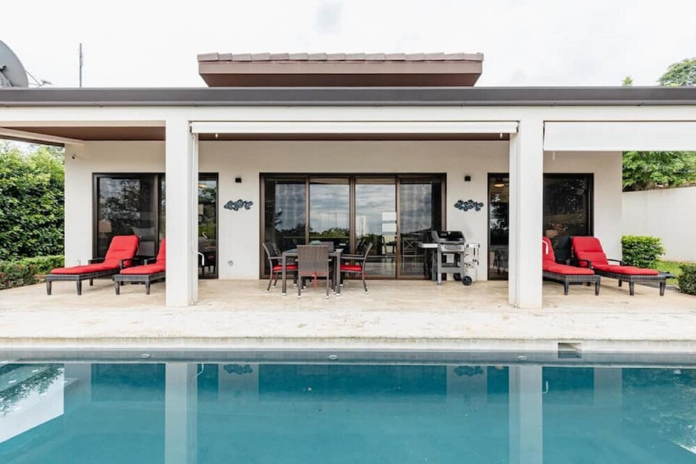 Playa Flamingo NEW Vacation Dream w Private Pool - Casita Flamingo Oasis view 3
