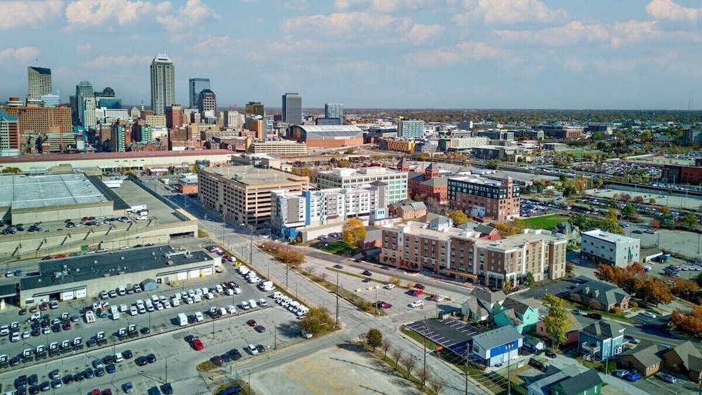 Indy Stadium Villas 710