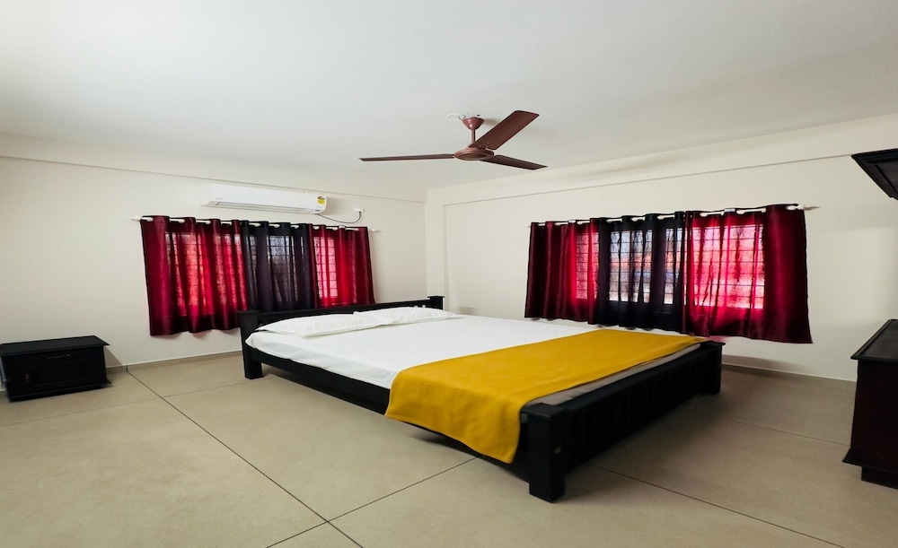 Malabar Apartments