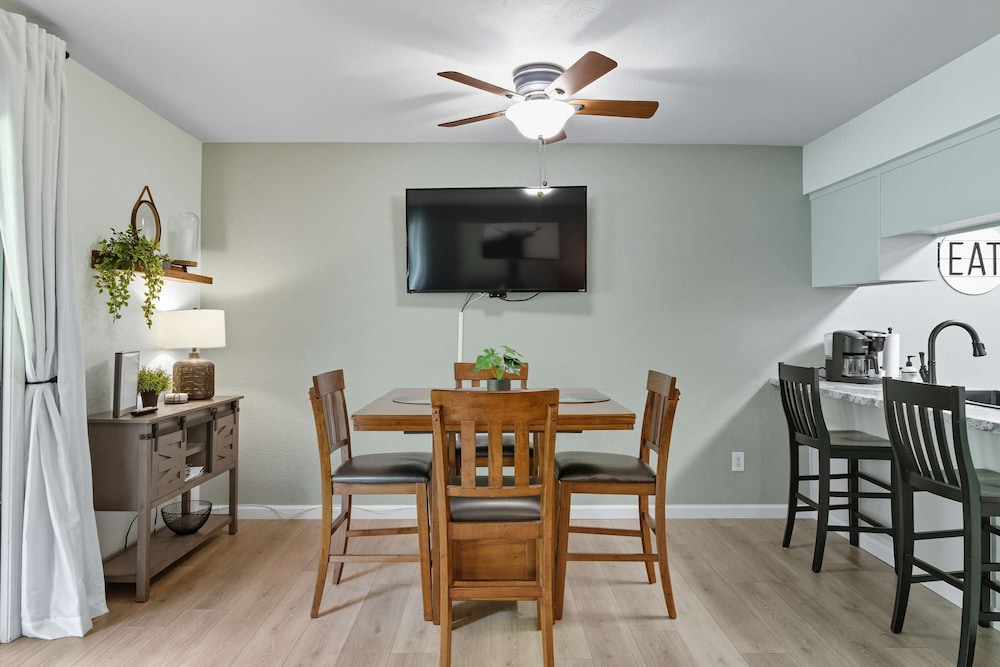 Branson Getaway Retreat For 4