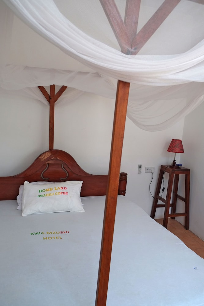 Homeland Swahili Lodge - Hostel