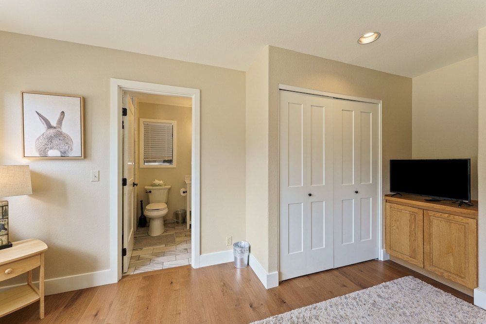 20 Aspen Lane 5 Bedroom Home
